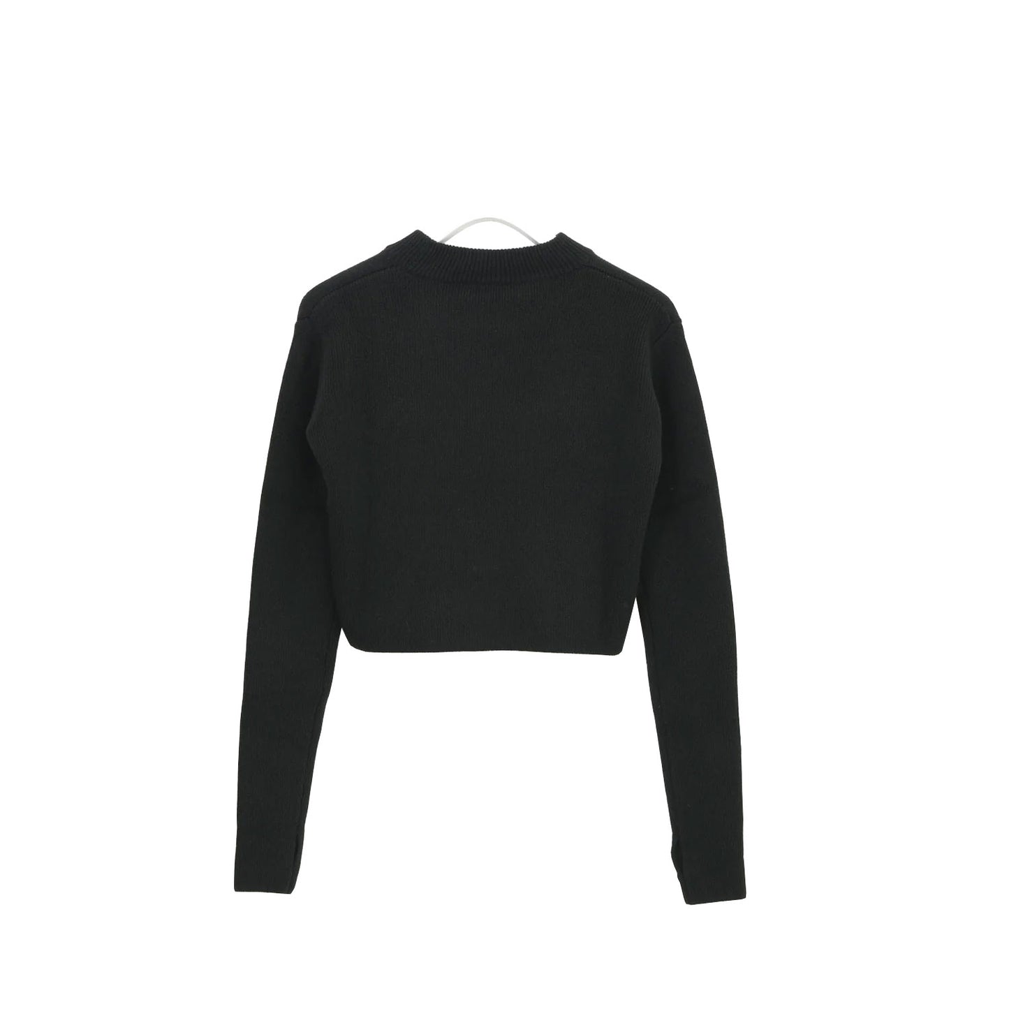 
                  
                    CROPPED SWEATER -BLACK-
                  
                