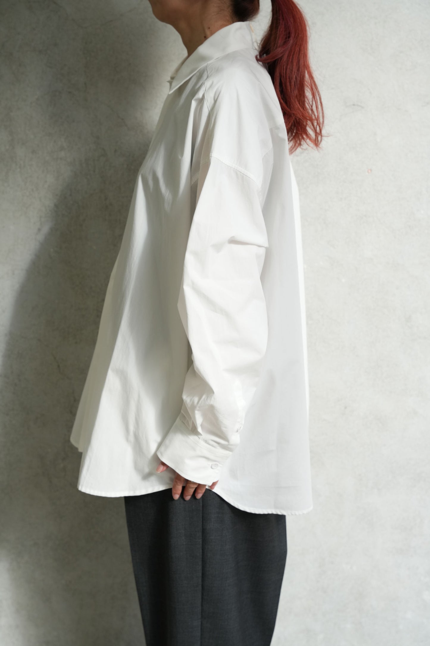 
                  
                    SAU51SH182 FO-001 -WHITE-
                  
                