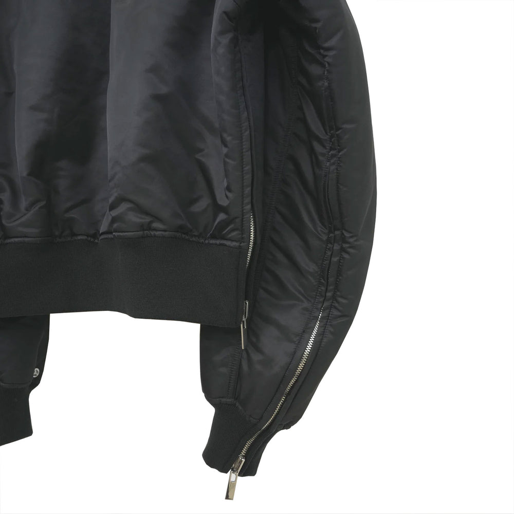 
                  
                    リバーシブルMA1-BLACK-
                  
                