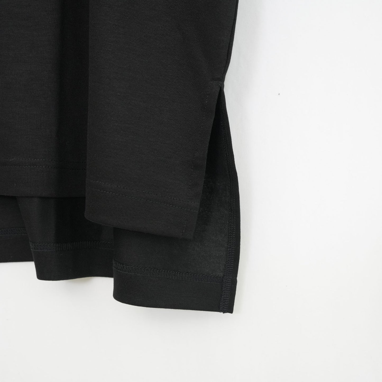 
                  
                    DELTA T-SHIRT -BLACK-
                  
                
