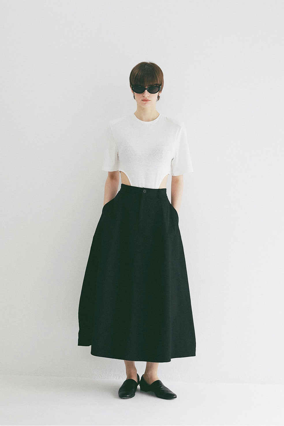 COCOON LINE VOLUME SKIRT -BLACK- – OBLIGE