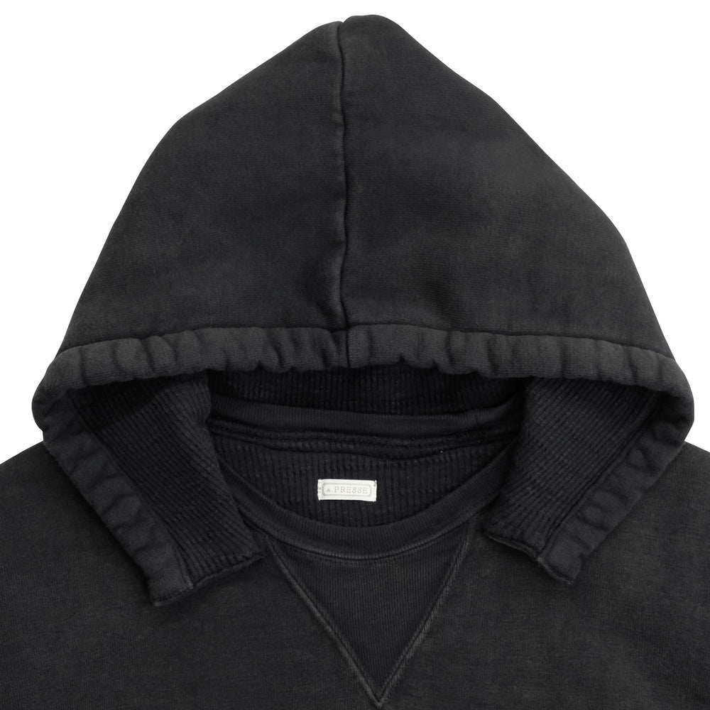 
                  
                    VINTAGE ATTACHED HOOD SWEAT PARKA
                  
                