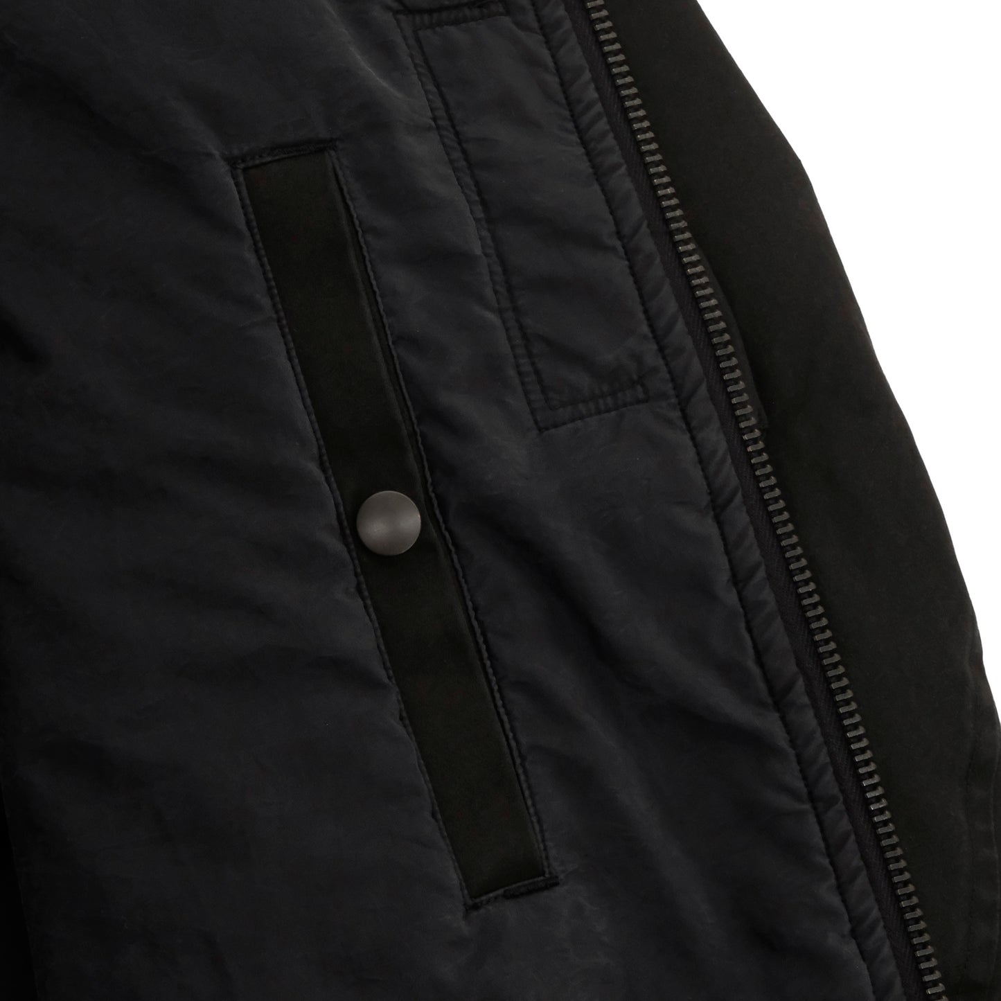 
                  
                    VINTAGE SILK FLIGHT CUSTOM JACKET
                  
                