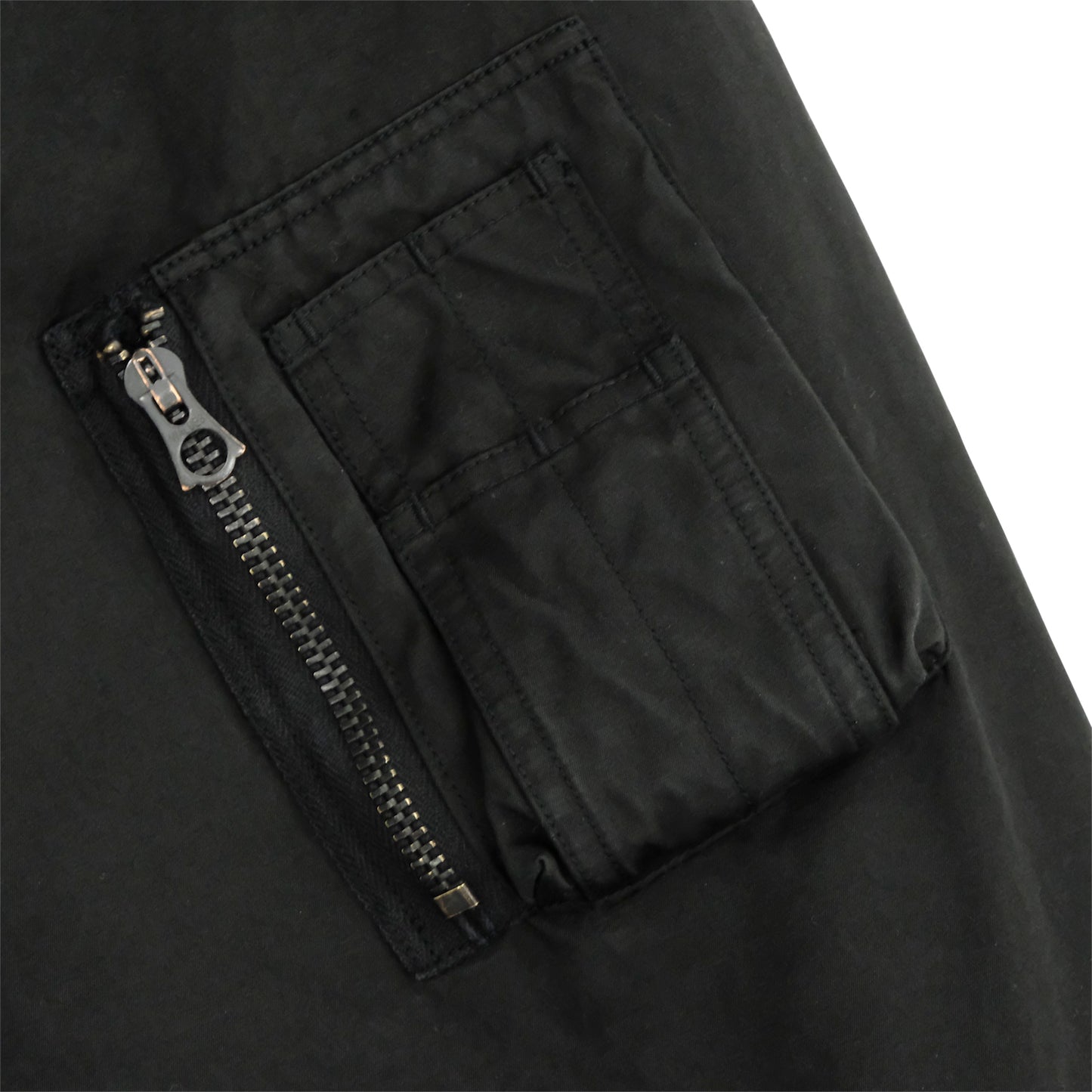 
                  
                    VINTAGE SILK L-2B FLIGHT JACKET
                  
                