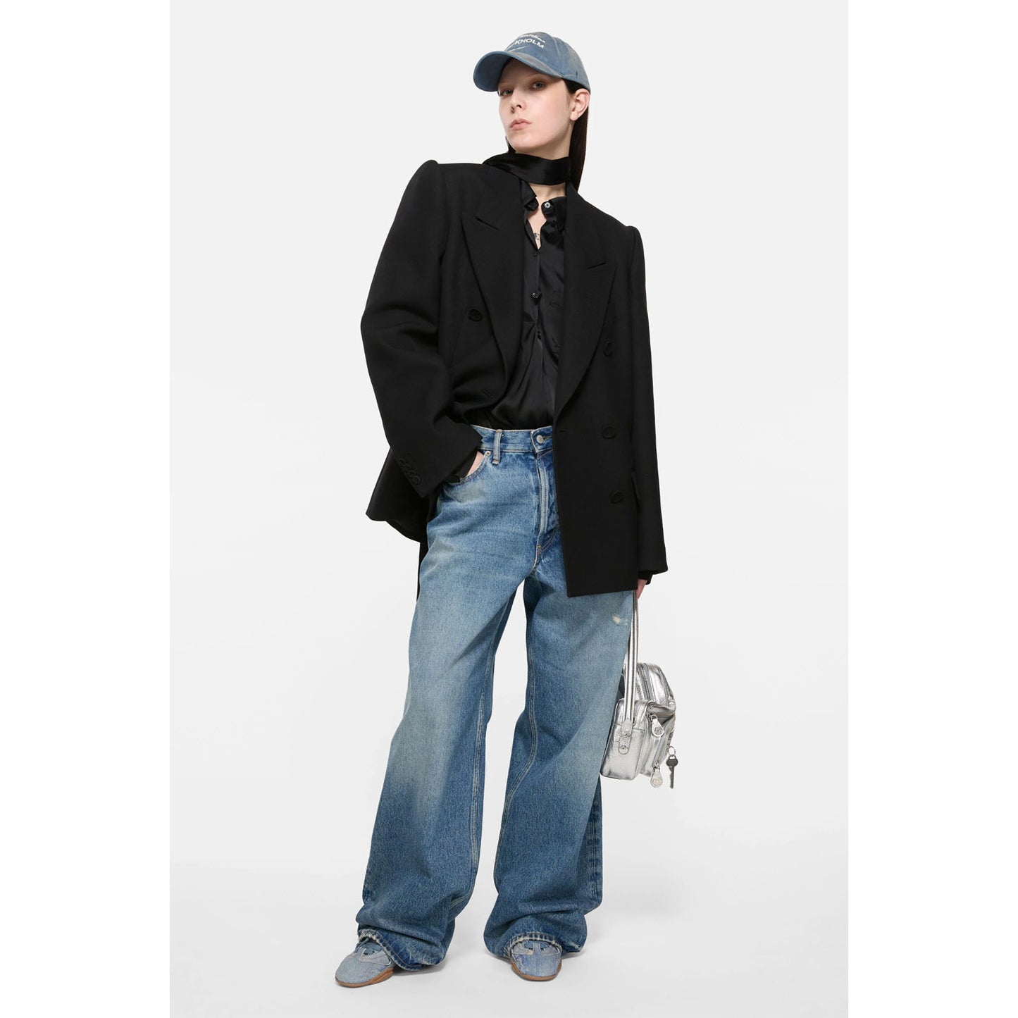 
                  
                    Acne Studios 1981 UV-MID BLUE-
                  
                