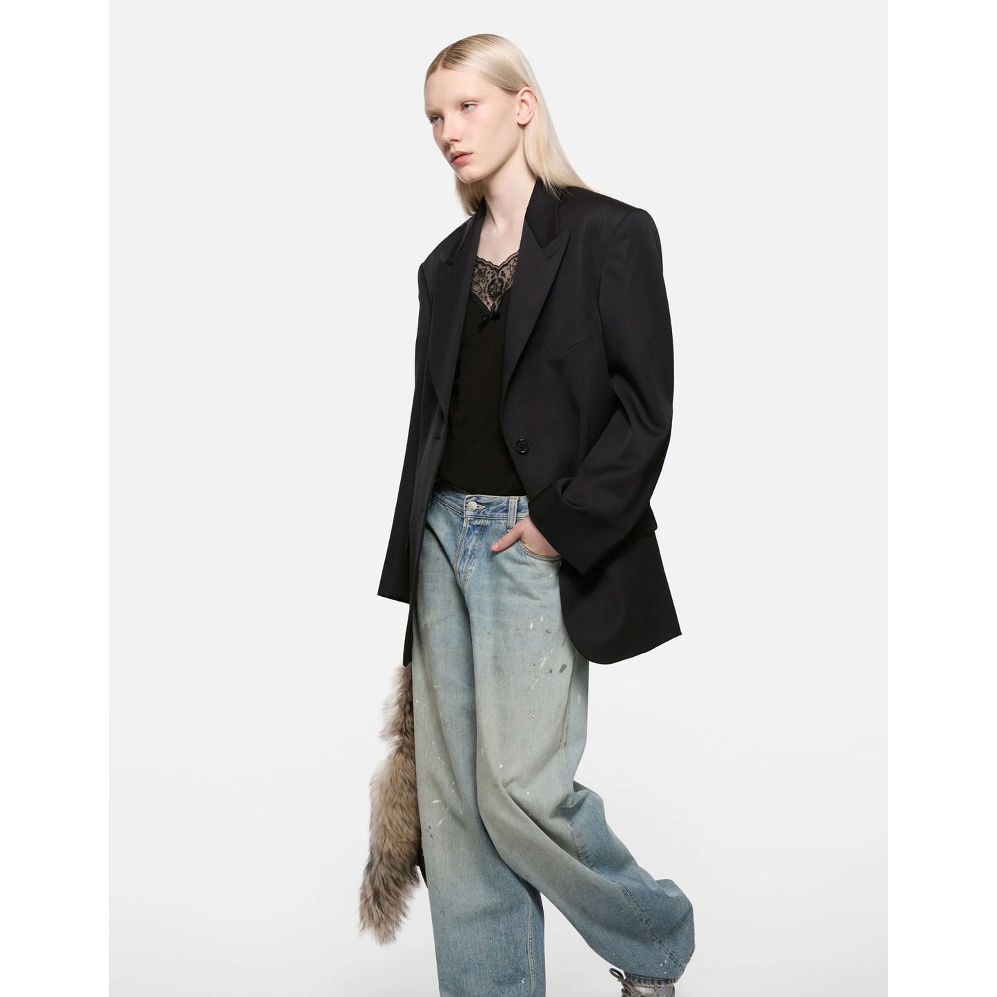
                  
                    Acne Studios 2023U TRAFALGAR
                  
                