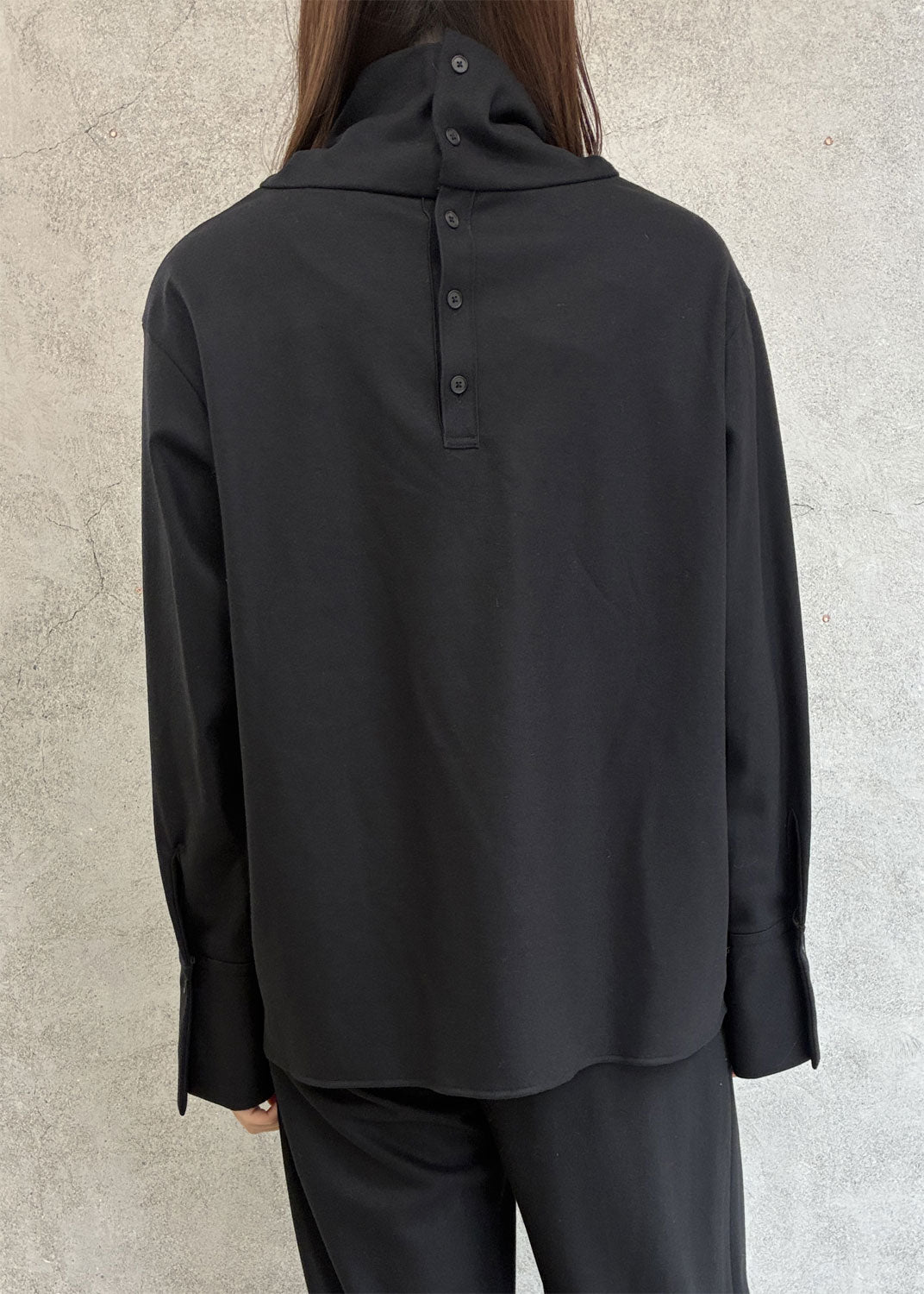 
                  
                    MERINO COLLEGE JERSEY STAND COLLAR PULLOVER
                  
                