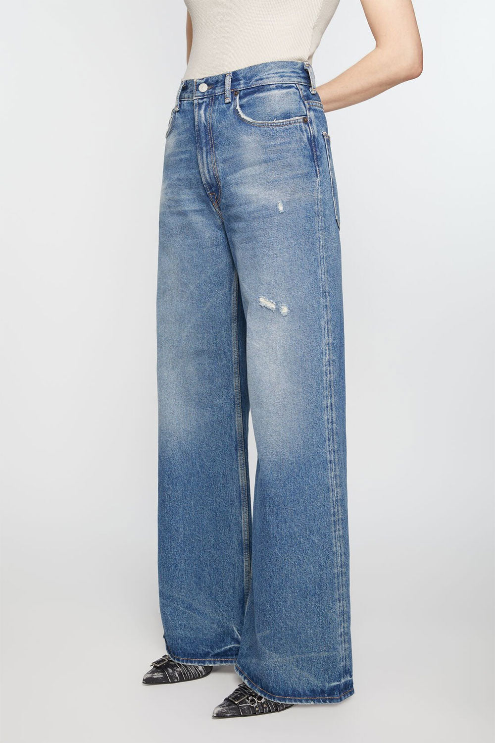 
                  
                    Relax fit jeans 2022 -vintage blue-
                  
                