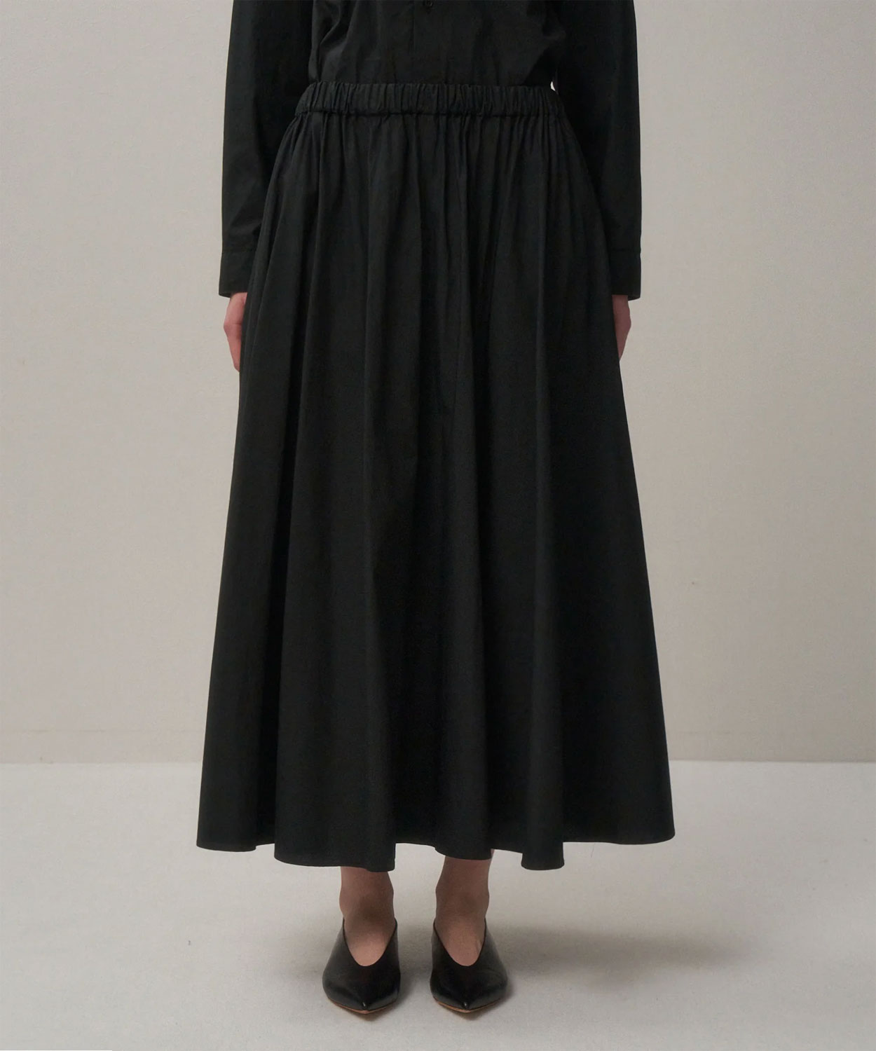 
                  
                    NATURAL DYED COTTON LAWN | GATHERED SKIRTS
                  
                