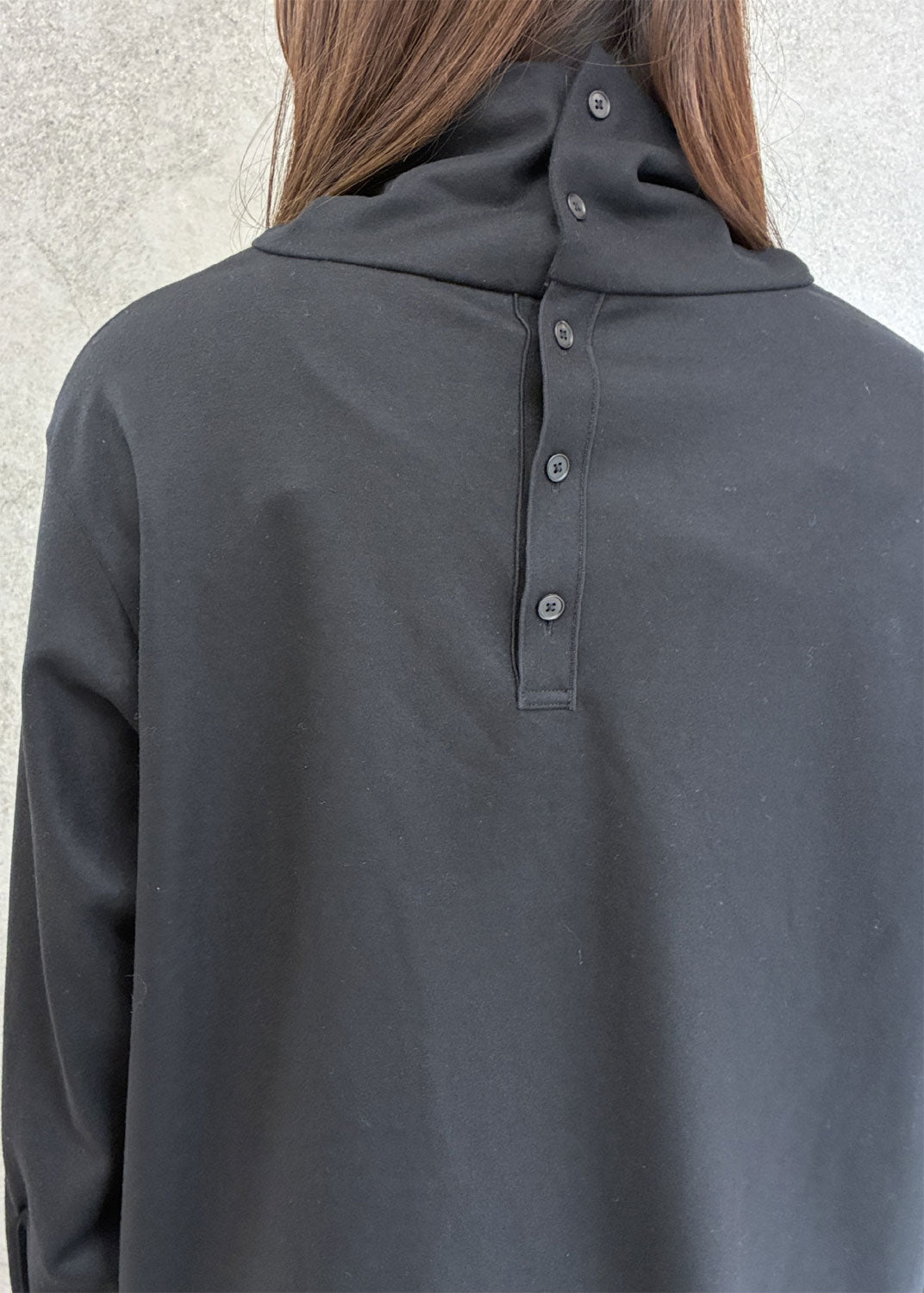 
                  
                    MERINO COLLEGE JERSEY STAND COLLAR PULLOVER
                  
                