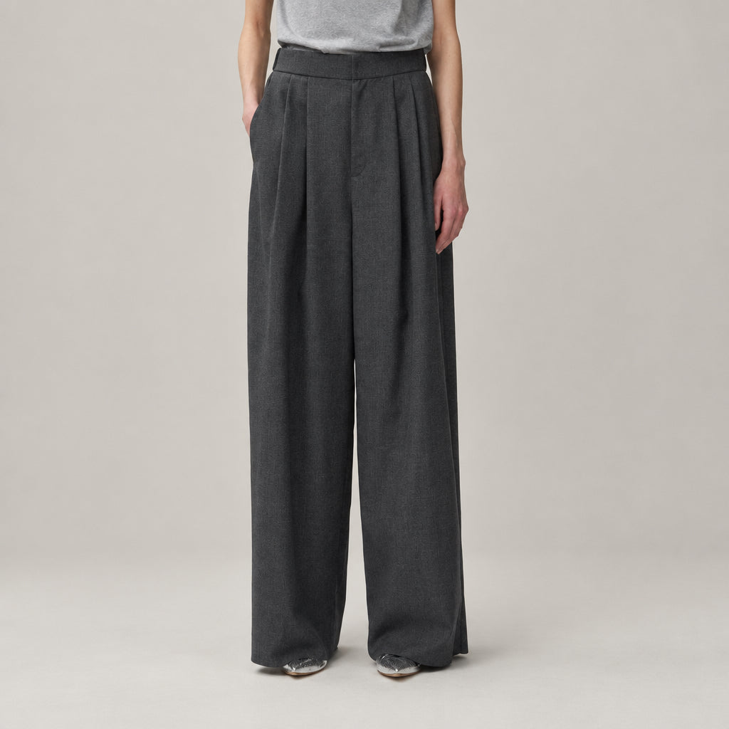 
                  
                    WOOL TROPICAL | WIDE EASY PANTS
                  
                