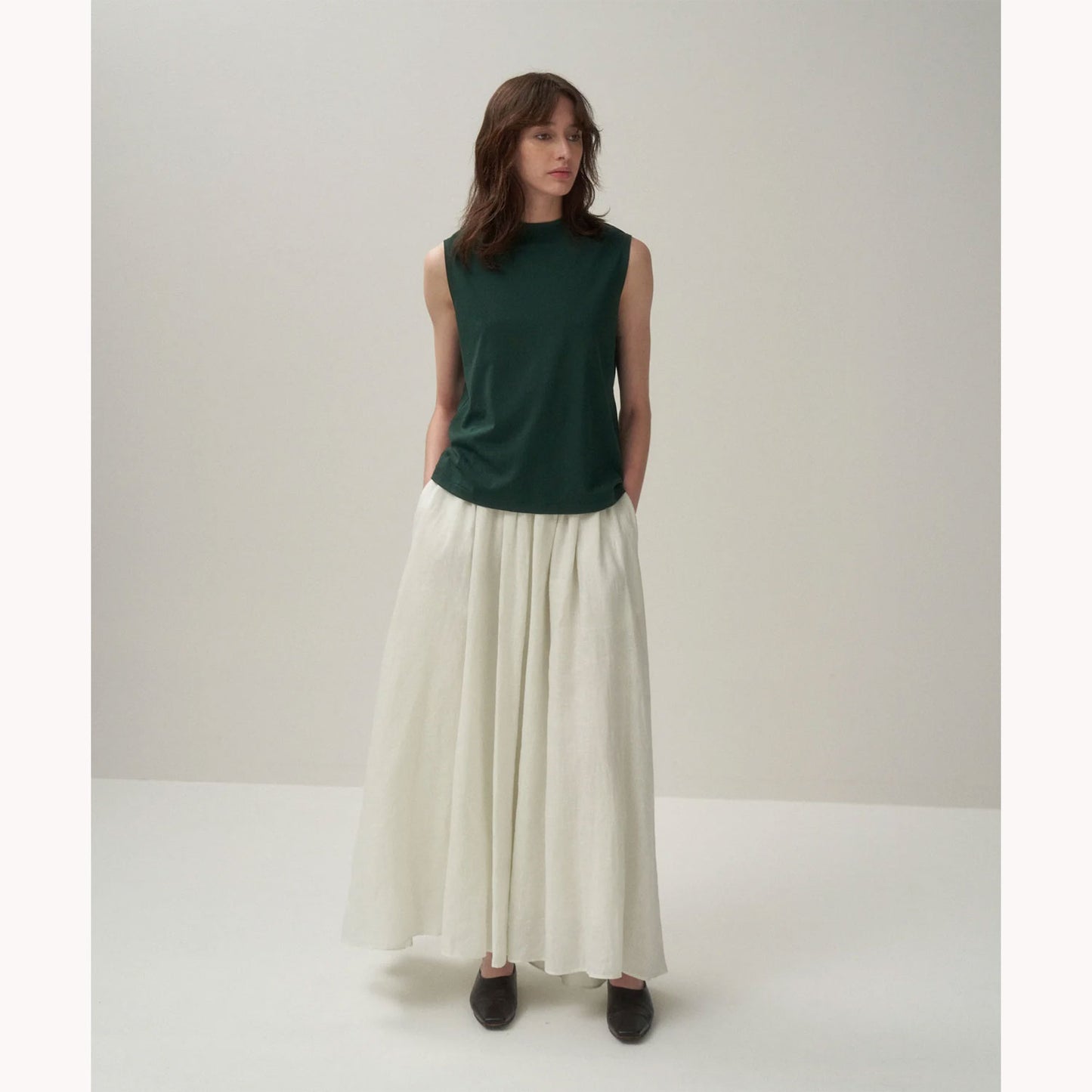 
                  
                    NATURAL DYED LINEN LAWN | GATHERD SKIRT-GREEN-
                  
                