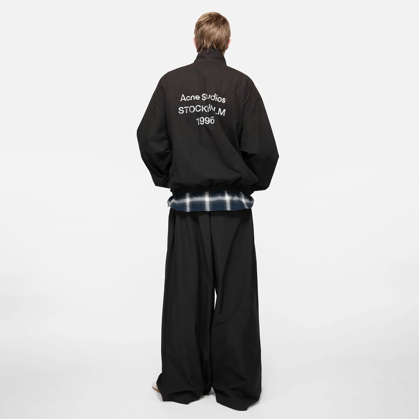 
                  
                    WASHED LOGO JACKET
                  
                
