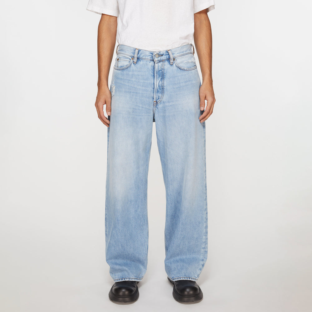 
                  
                    LOOSE FIT JEANS - 1981M
                  
                