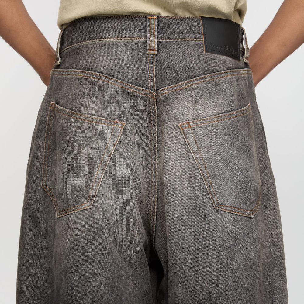 新品 Acne Studios 2023M FN トラファルガージーンズ 44 Acne Studios - スーパーバギーフィットジーンズ - 2023M