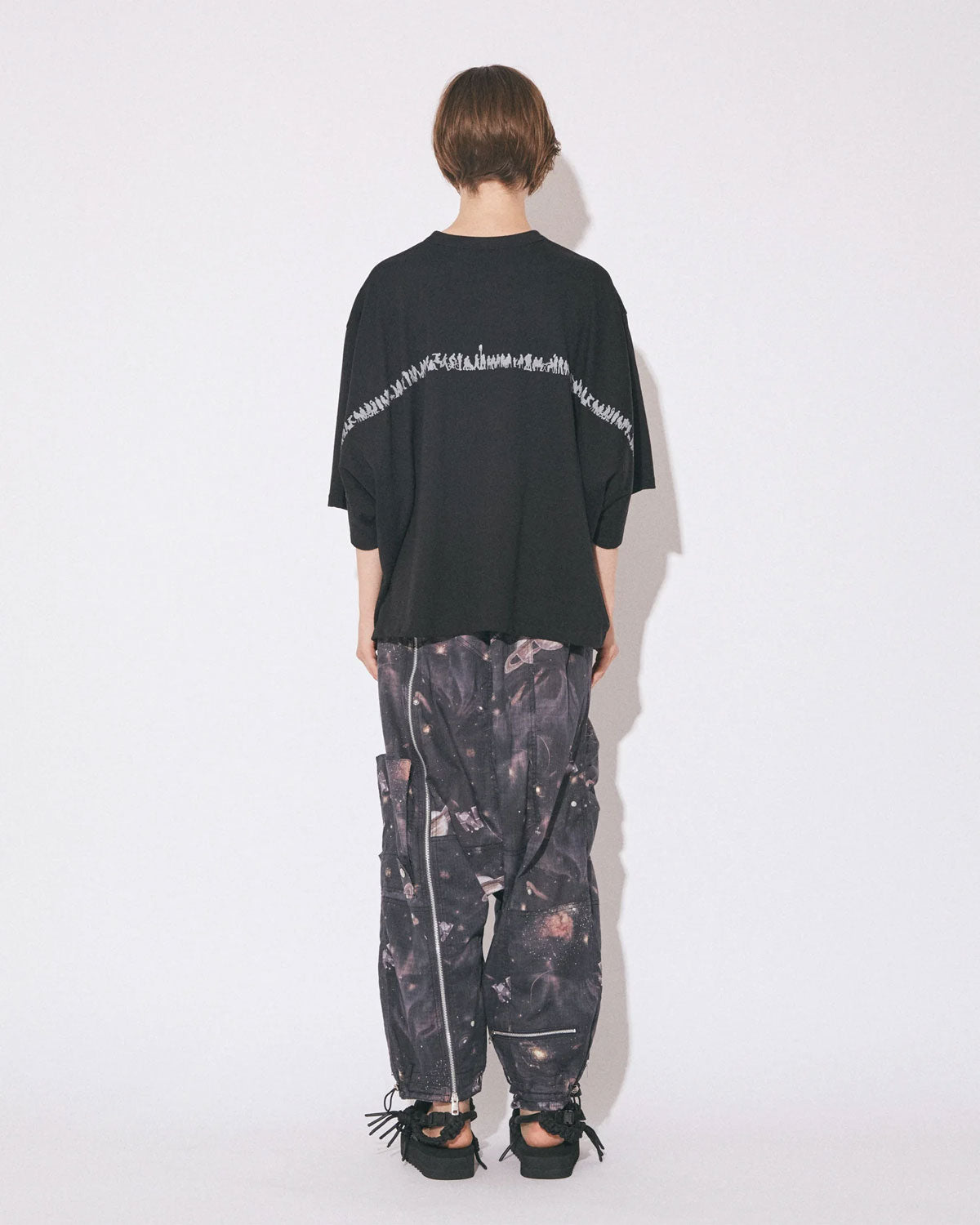 
                  
                    suvin compact jersey many little people T-black-
                  
                