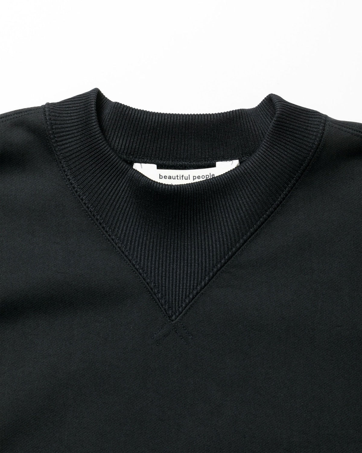 
                  
                    nylon shrink sweat set in dolman top -black-
                  
                