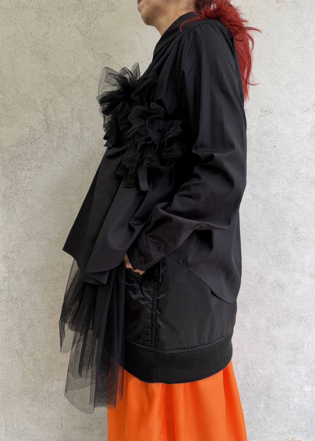 
                  
                    Tulle-docked shirt
                  
                