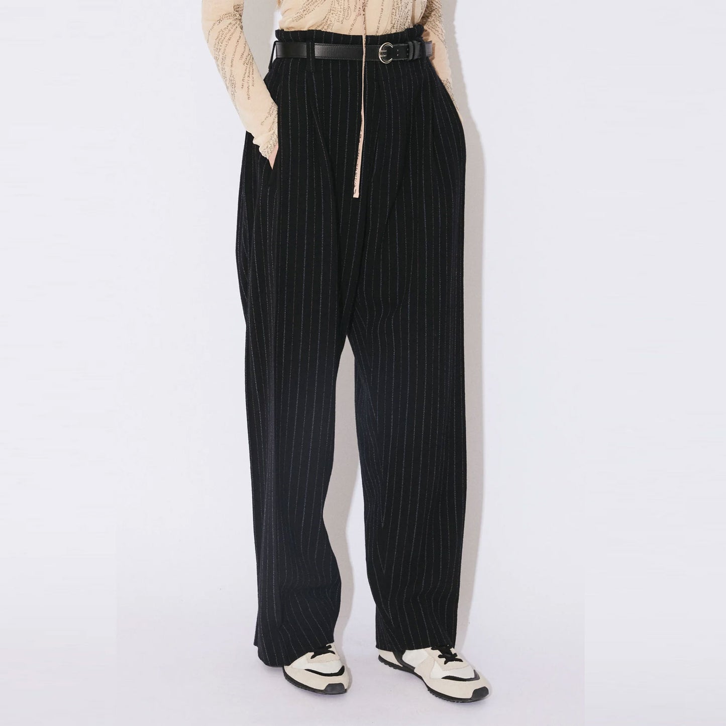 
                  
                    stretch stripe suiting side 2tuck pants
                  
                