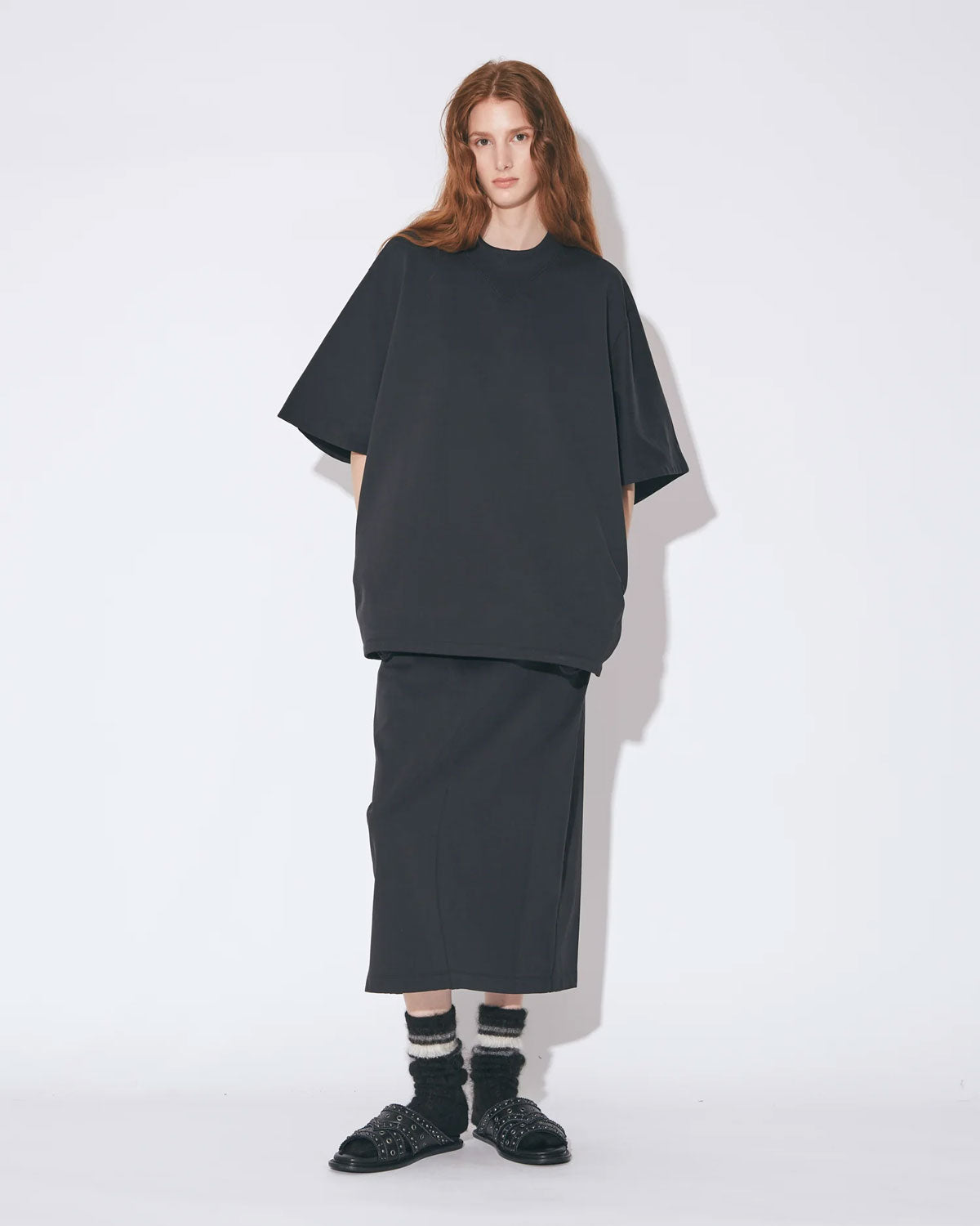
                  
                    nylon shrink sweat set in dolman top -black-
                  
                