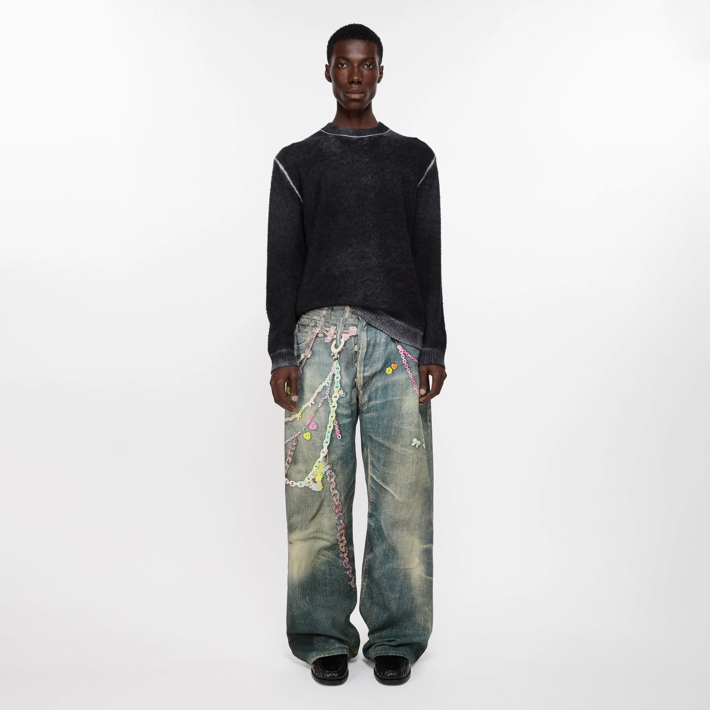 
                  
                    BAGGY FIT JEANS - 1981M
                  
                