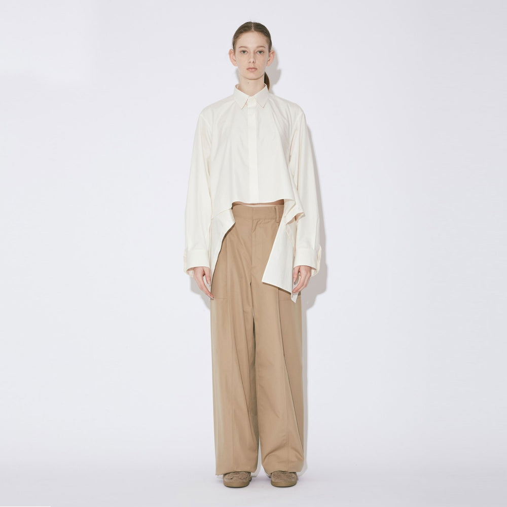 
                  
                    finx weather cloth bow silhouette pants
                  
                