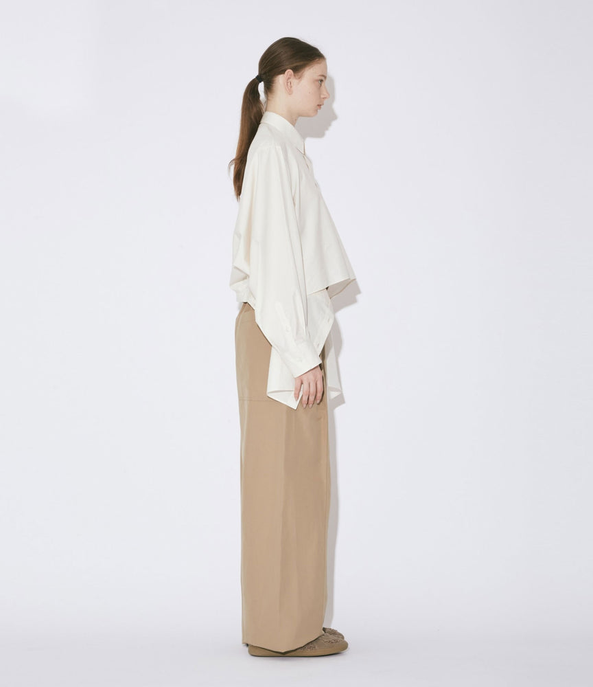 
                  
                    finx weather cloth bow silhouette pants
                  
                