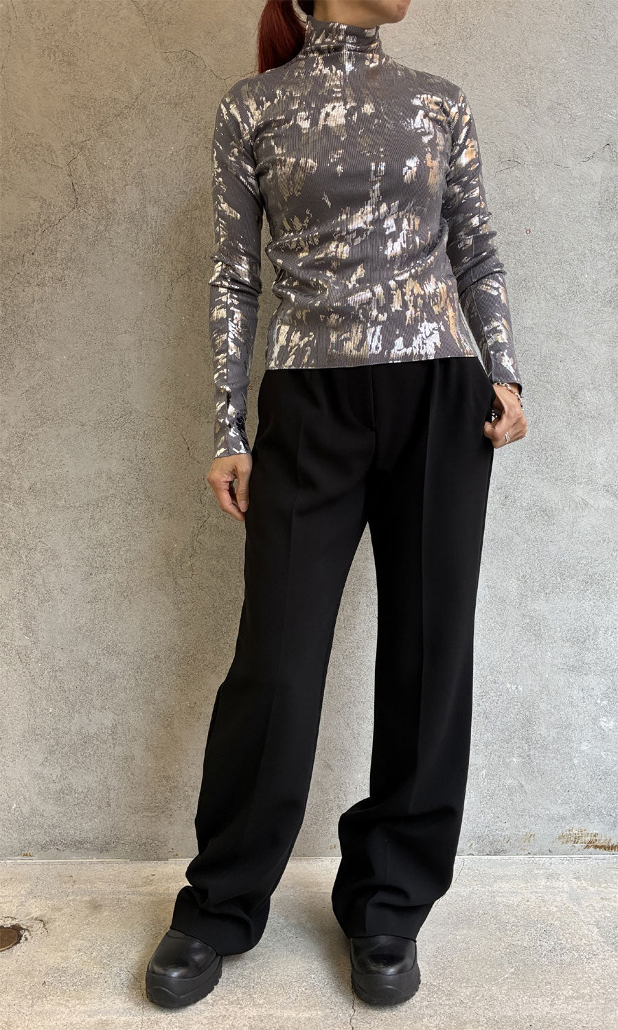 
                  
                    SOFT PORTRAIT FOIL-HIGHNECK LONG SLEEVE TOP
                  
                