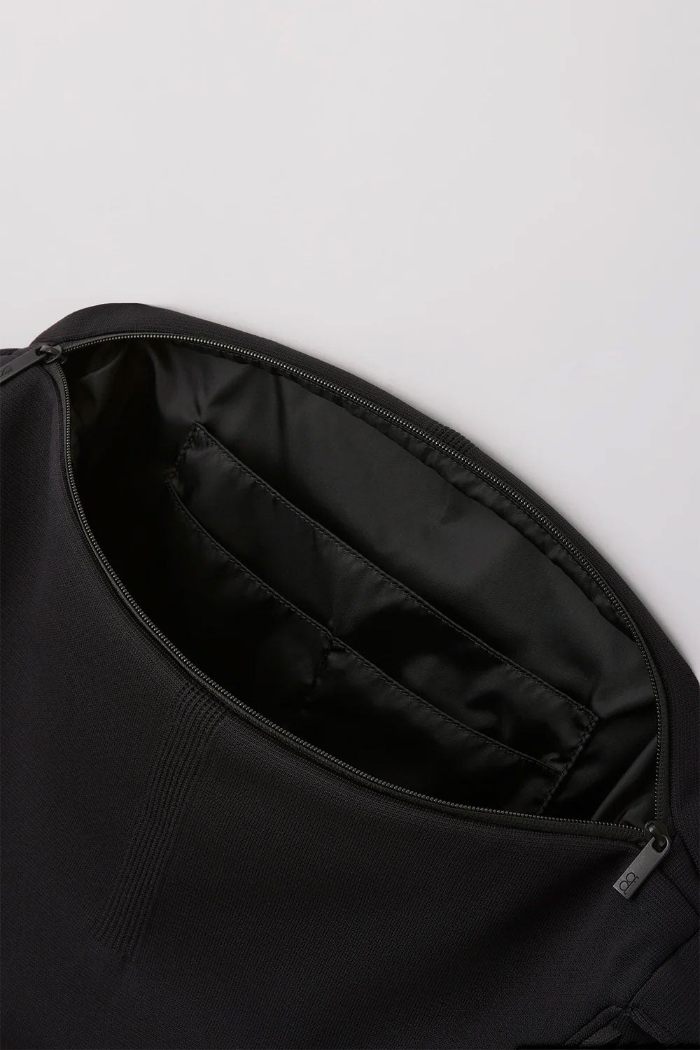 
                  
                    MILAN SHOULDER BAG -BLACK-
                  
                