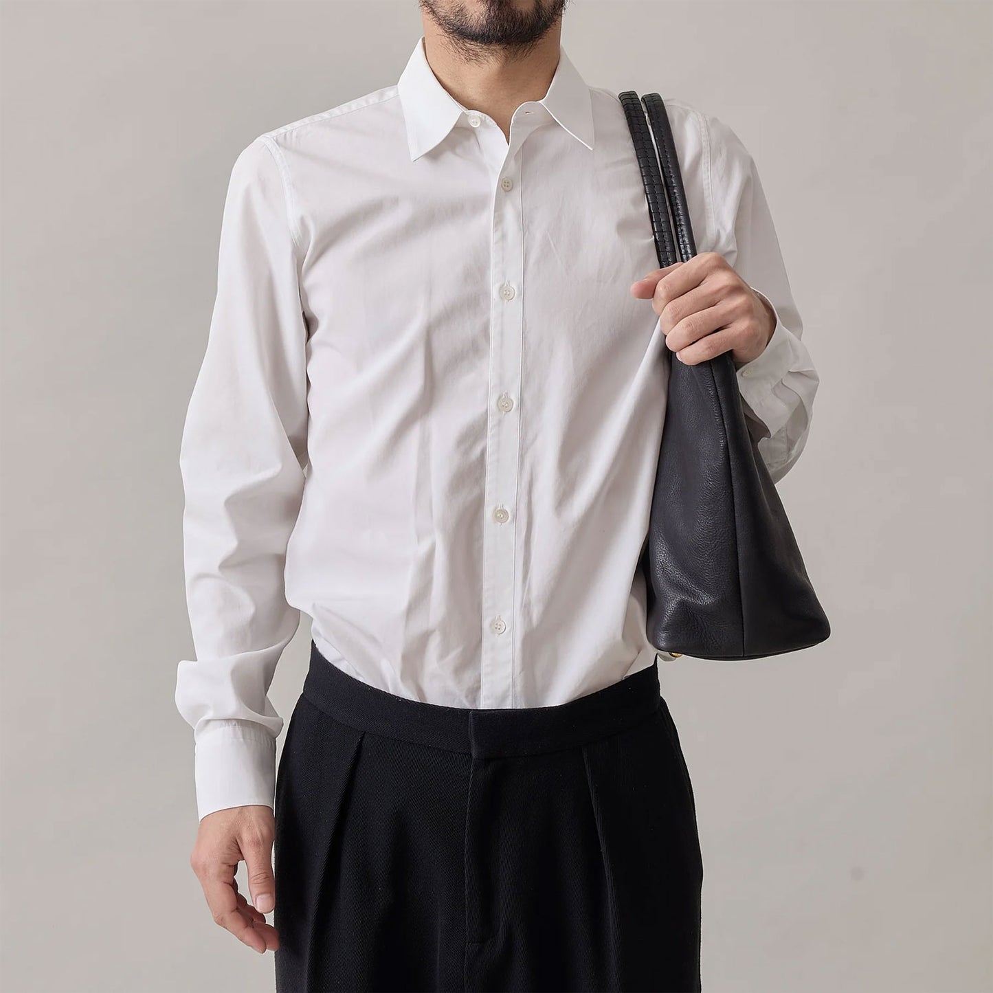 
                  
                    2handle tote M / co24fwtt020 / ZEO LITE shrink leather
                  
                