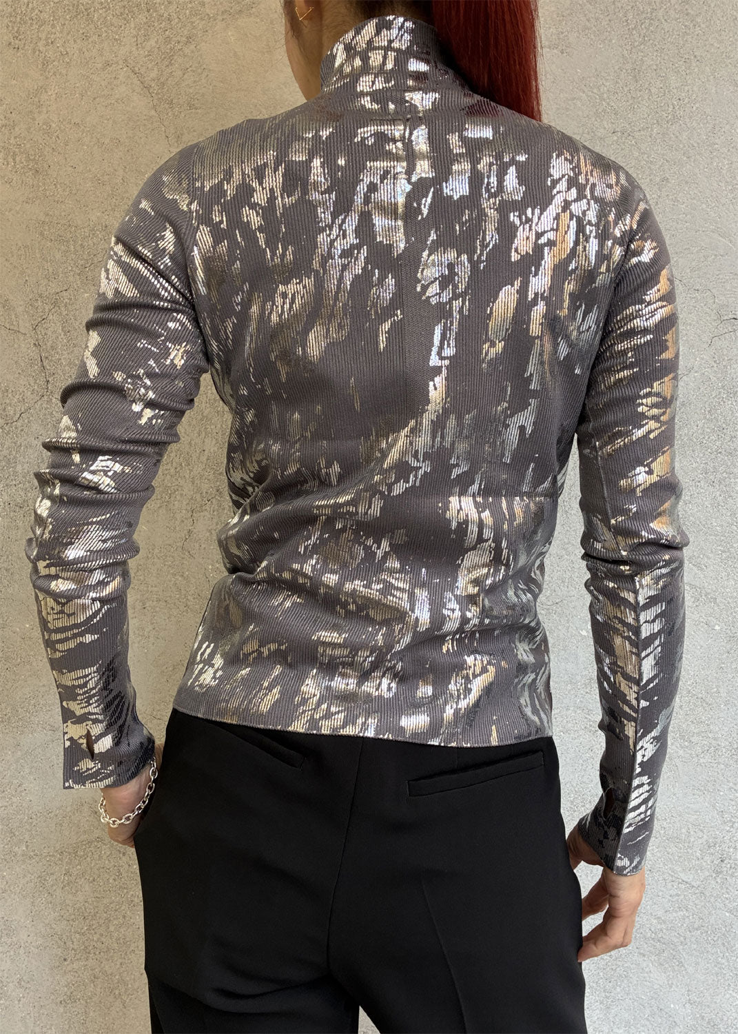 
                  
                    SOFT PORTRAIT FOIL-HIGHNECK LONG SLEEVE TOP
                  
                