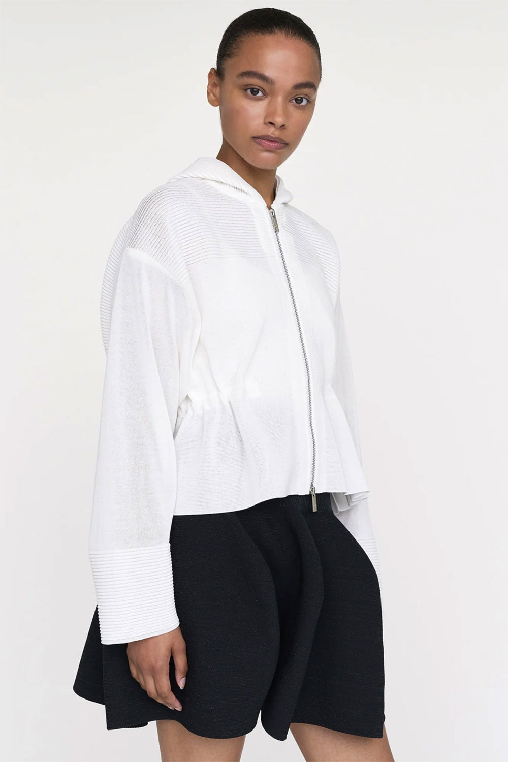 
                  
                    TC MILAN-CROPPED HOODIE JACKET-WHITE-
                  
                