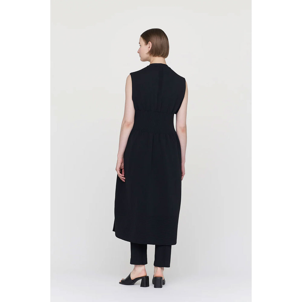 MILAN-COLLARLESS LONG VEST-BLACK- – OBLIGE