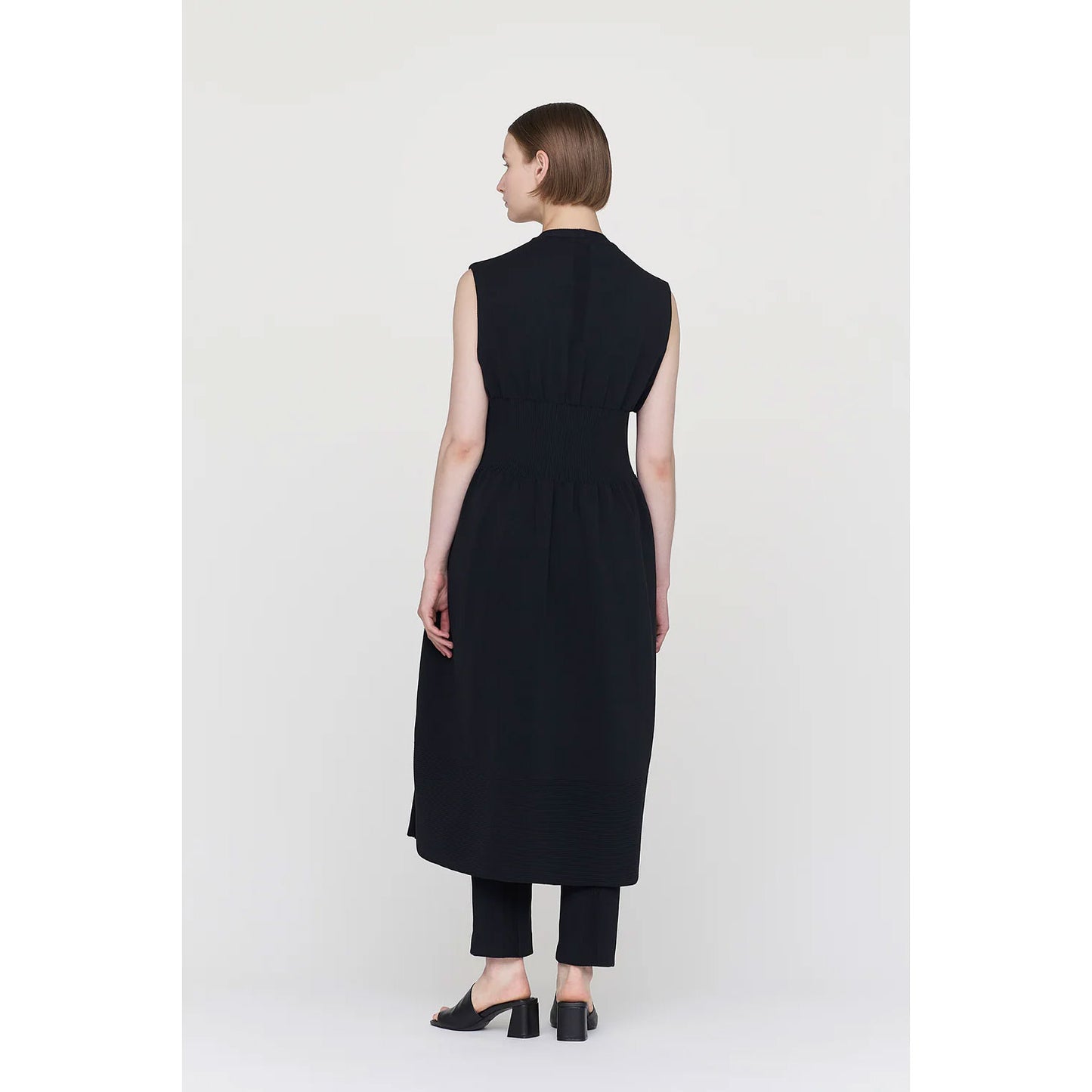 
                  
                    MILAN-COLLARLESS LONG VEST-BLACK-
                  
                