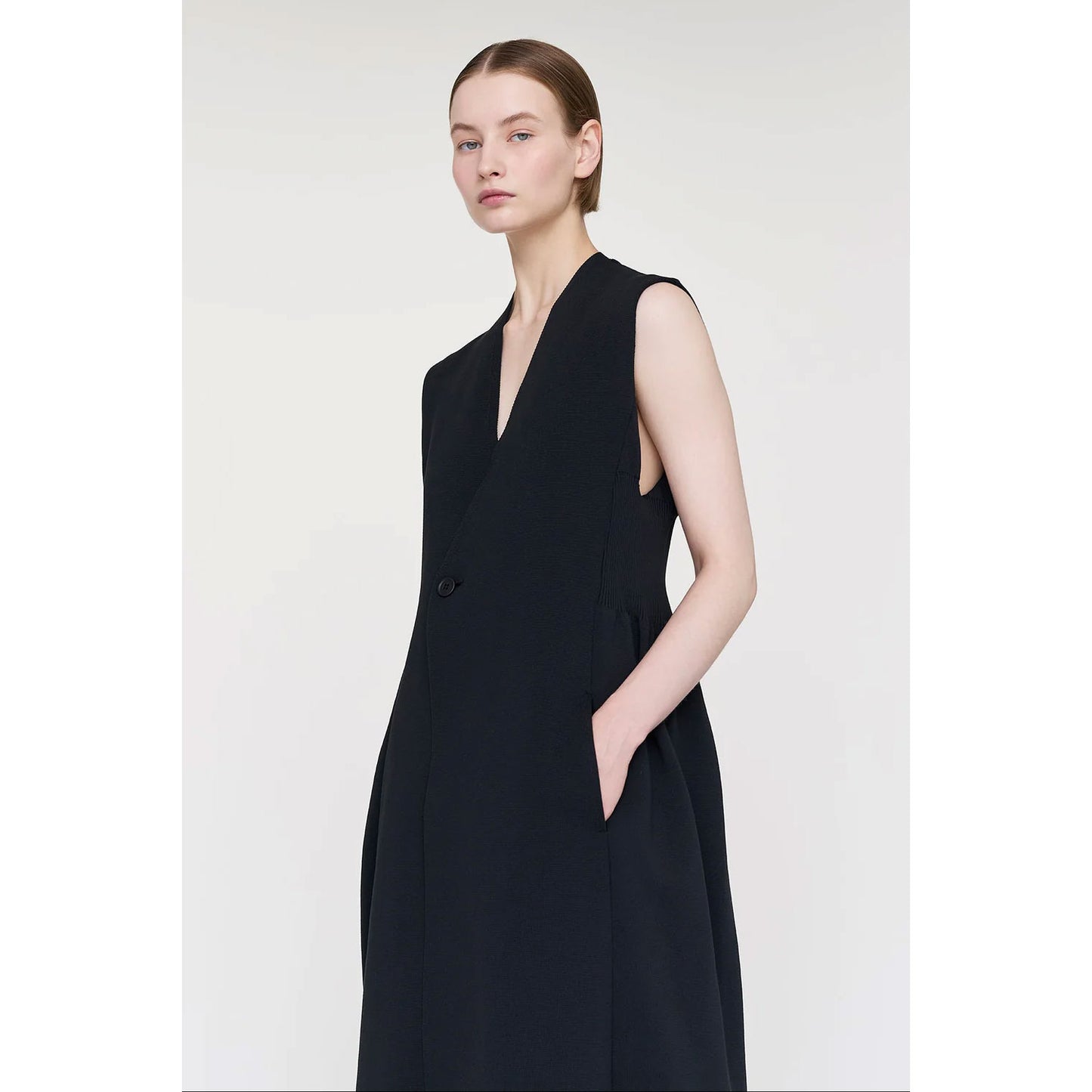 
                  
                    MILAN-COLLARLESS LONG VEST-BLACK-
                  
                