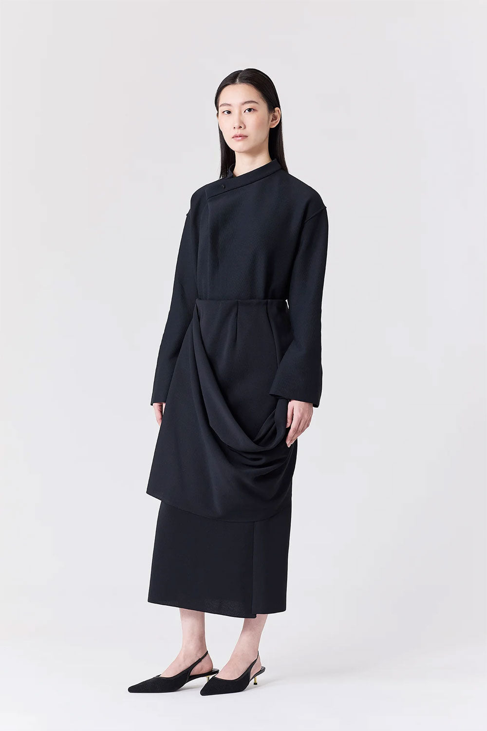 
                  
                    SOFT MILAN WRAP COLLAR FLARE SLEEVE TOP
                  
                