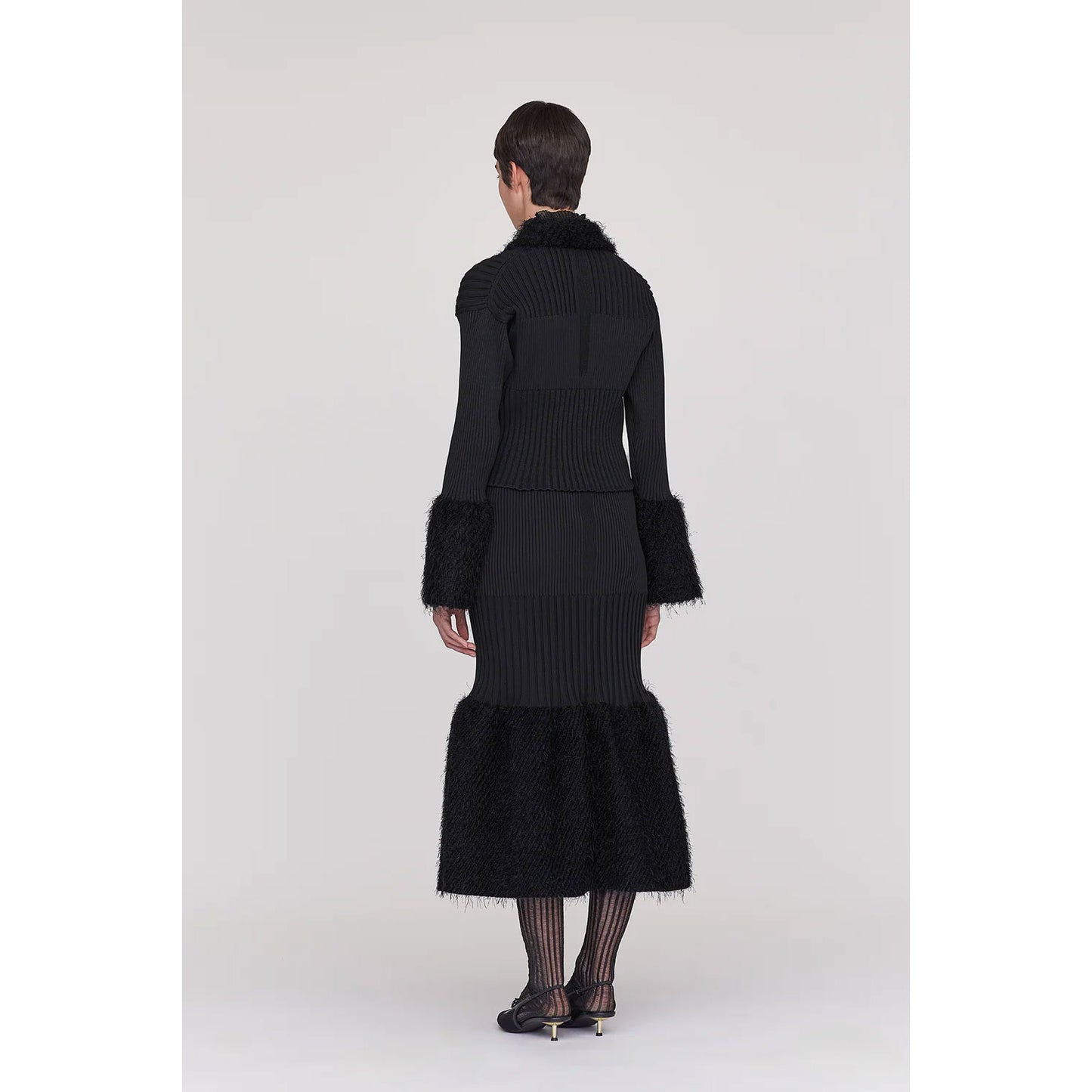 
                  
                    FLUTED PILE GULITTER CROPPED ZIP SHIRT CARDIGAN-BLACK-BLACK-
                  
                