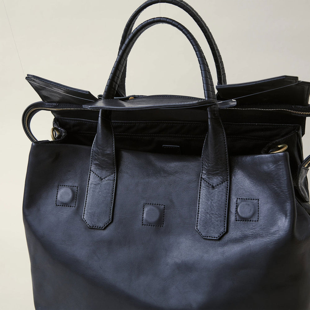 key hole boston MID / co23sskh030 / cow leather – OBLIGE