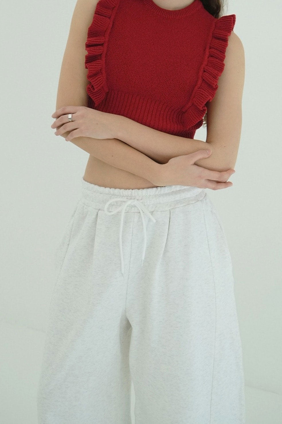
                  
                    COCOON BULKY SWEAT PANTS‐GRAY-
                  
                
