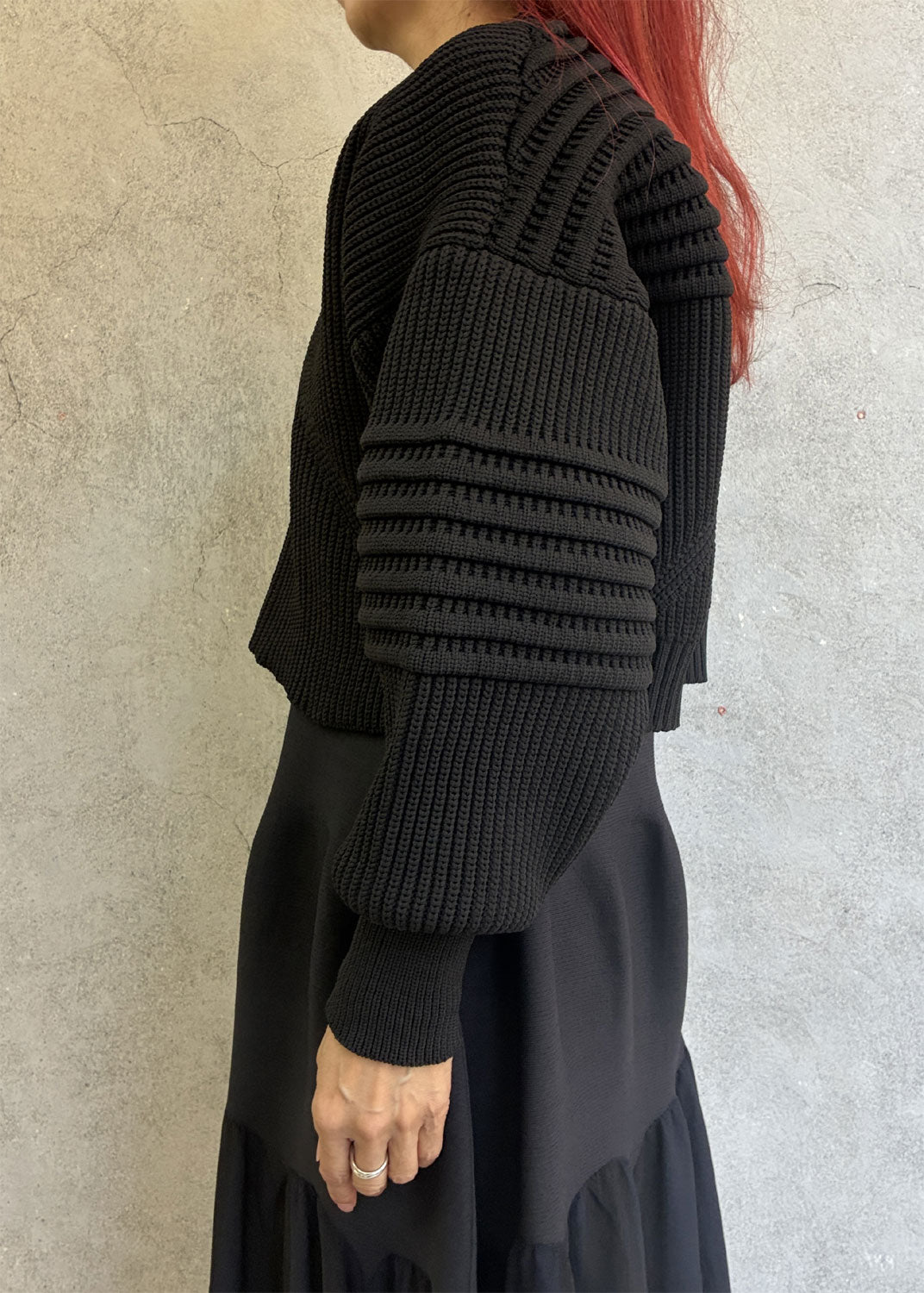 
                  
                    LOW GAUGE CROPPED CARDIGAN
                  
                