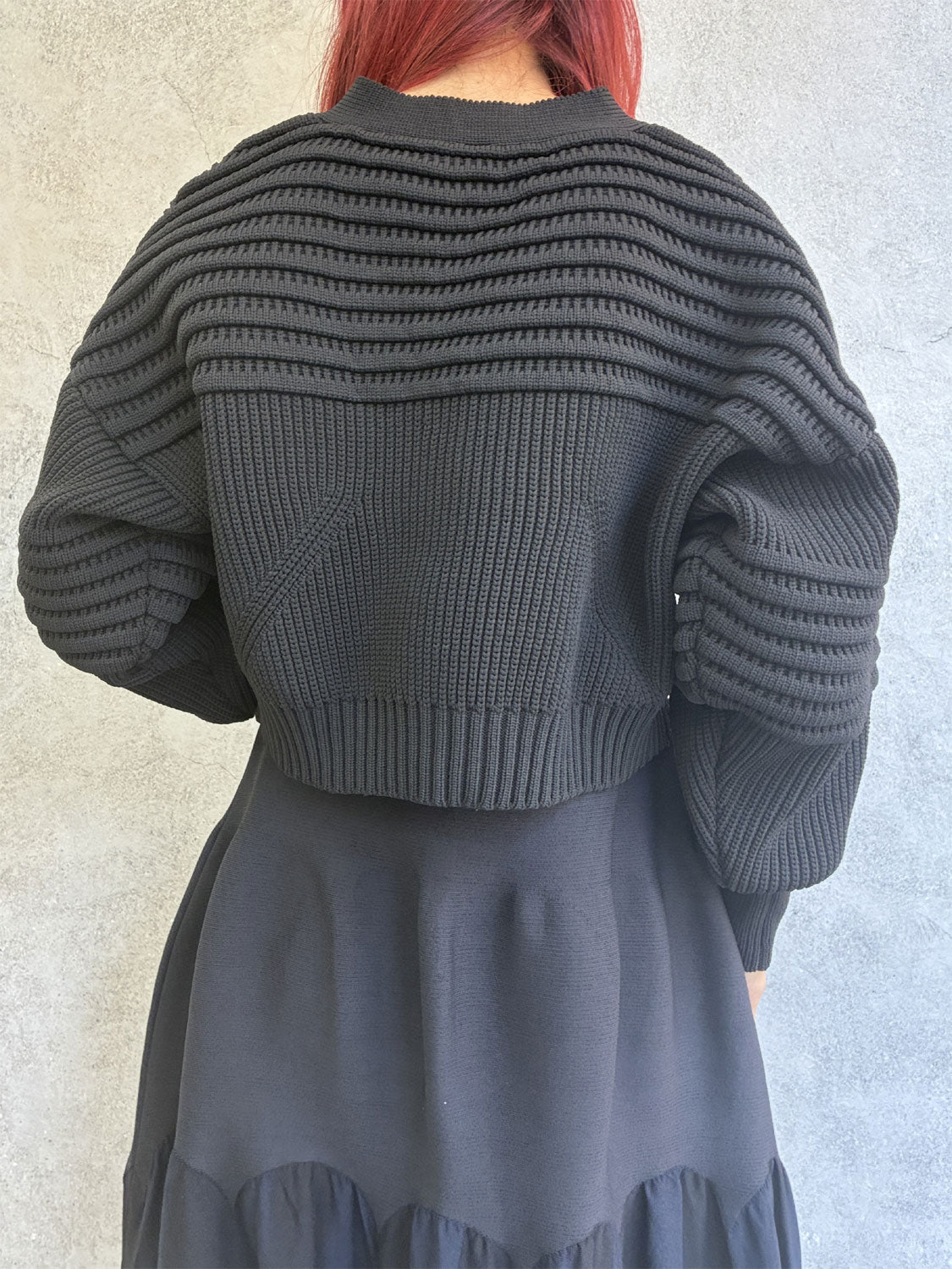
                  
                    LOW GAUGE CROPPED CARDIGAN
                  
                