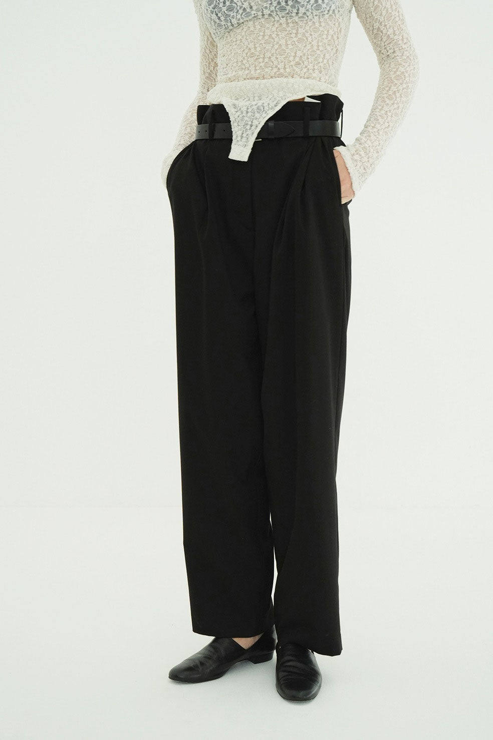 
                  
                    WAIST BELT DAD PANTS-BLACK-
                  
                