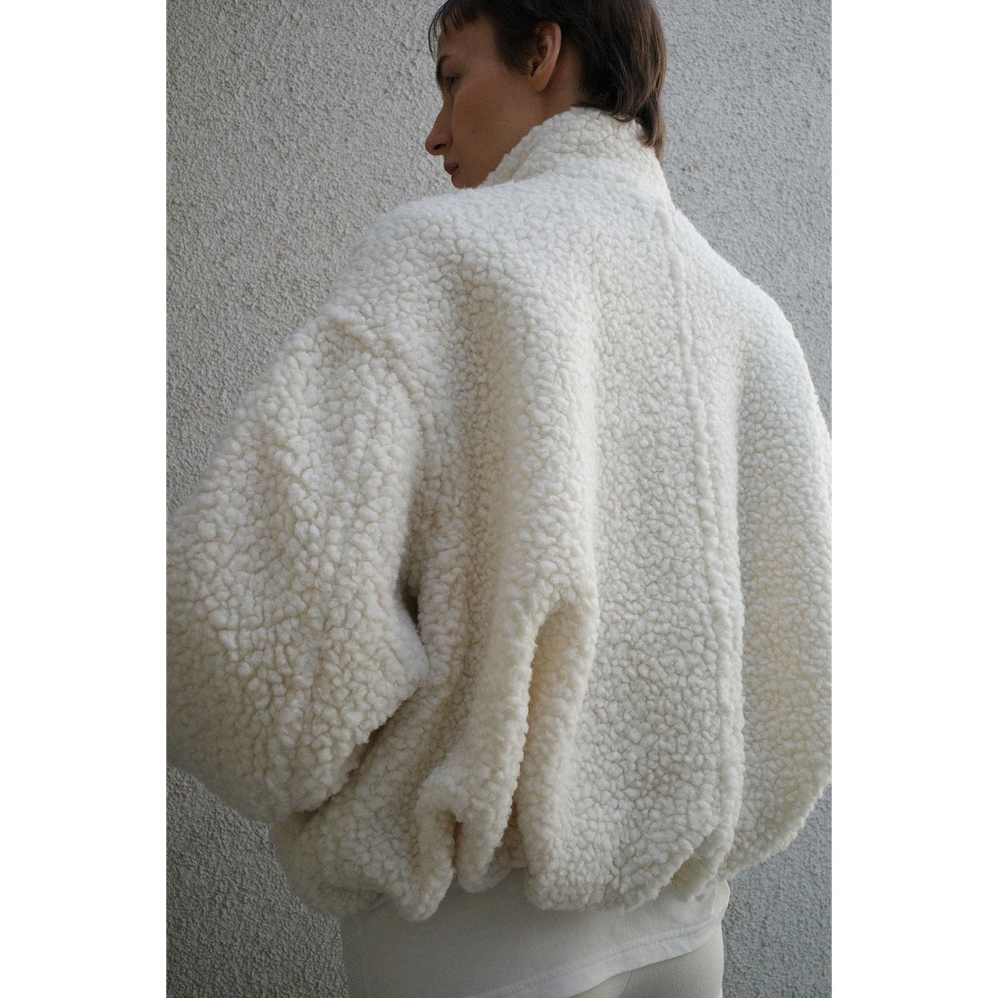 
                  
                    BALLOON BOA BLOUSON-IVORY-
                  
                