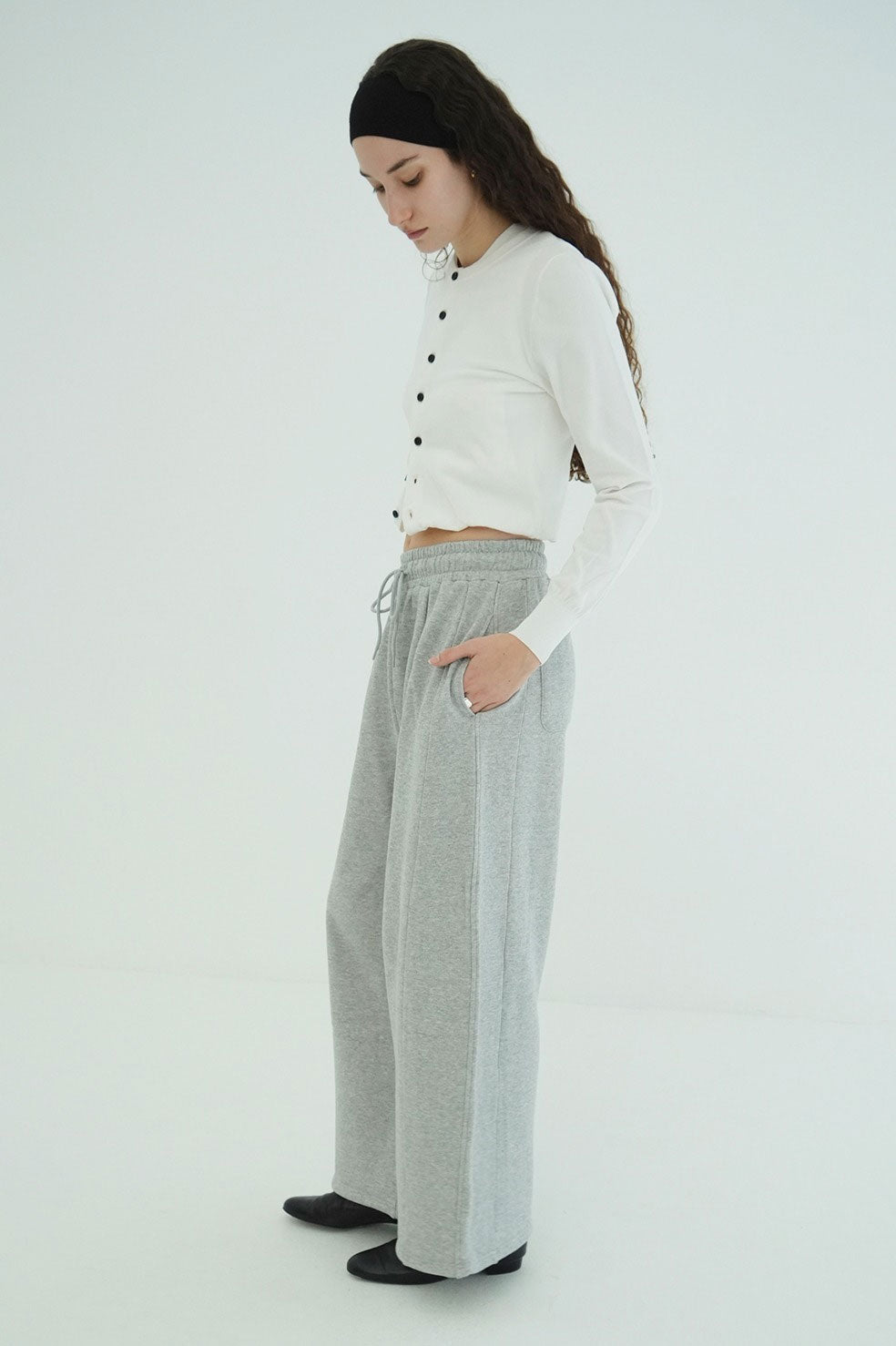 
                  
                    COCOON BULKY SWEAT PANTS‐GRAY-
                  
                