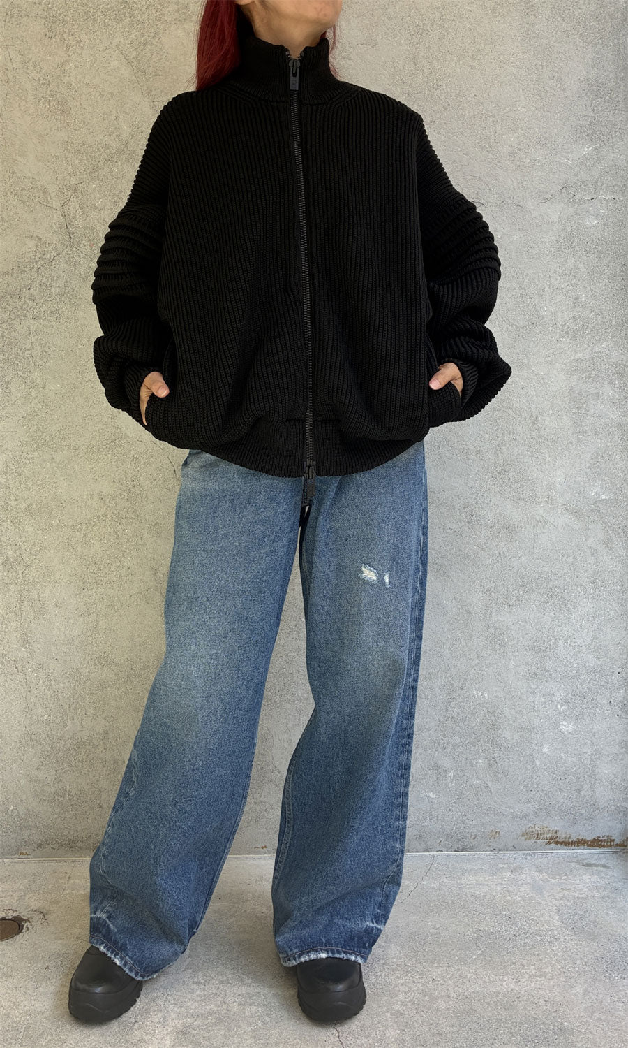 
                  
                    LOW GAUGE ZIP BLOUSON
                  
                