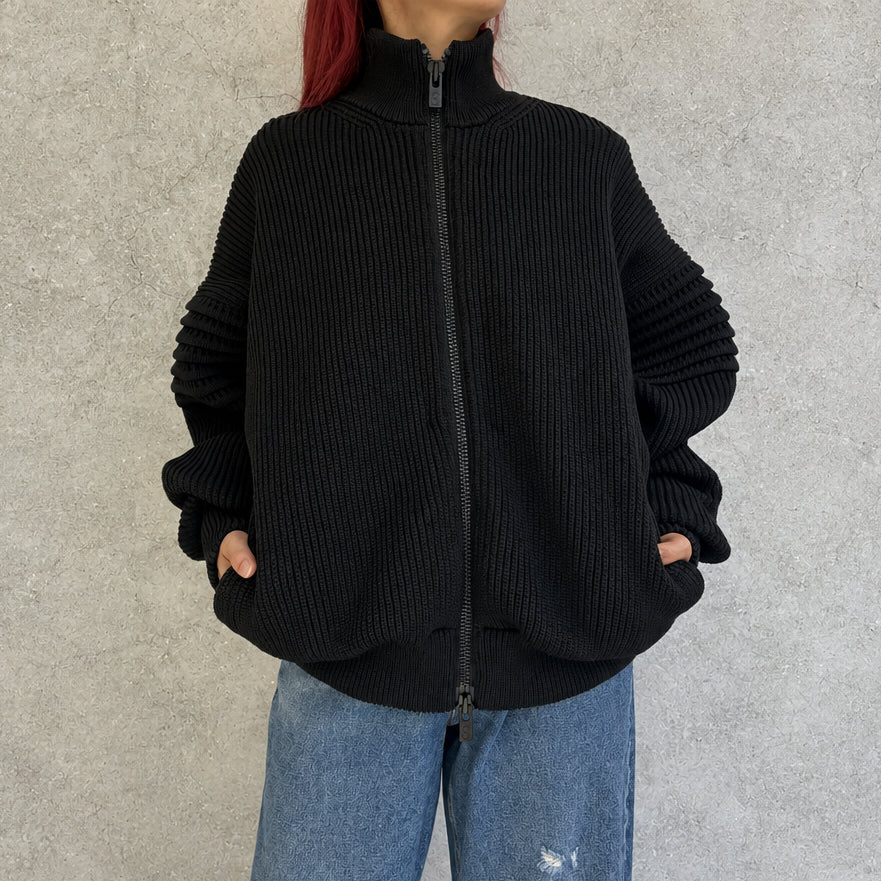 
                  
                    LOW GAUGE ZIP BLOUSON
                  
                