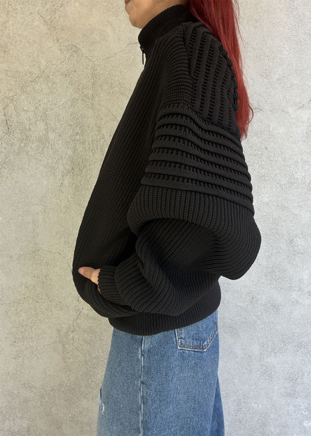 
                  
                    LOW GAUGE ZIP BLOUSON
                  
                