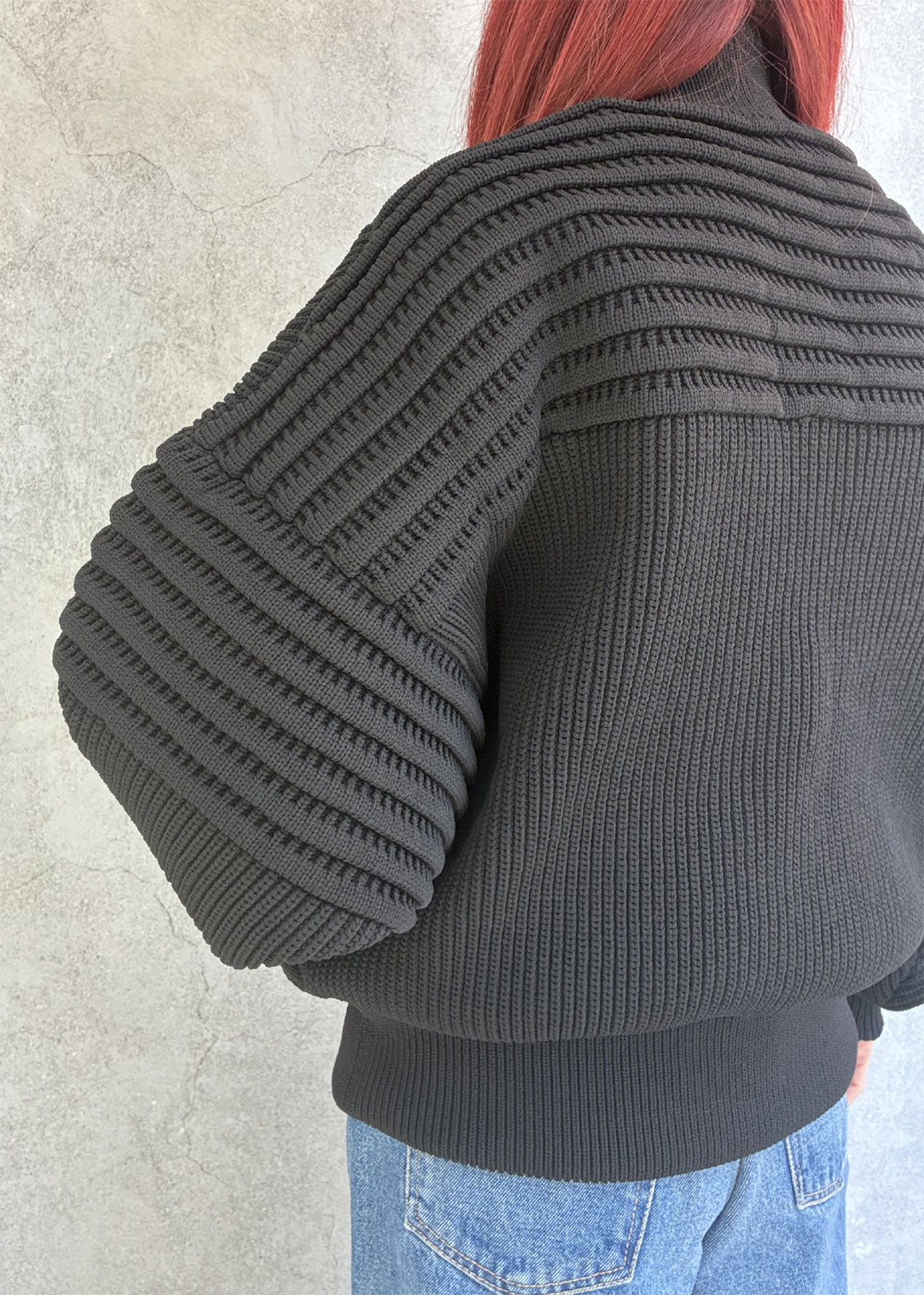 
                  
                    LOW GAUGE ZIP BLOUSON
                  
                