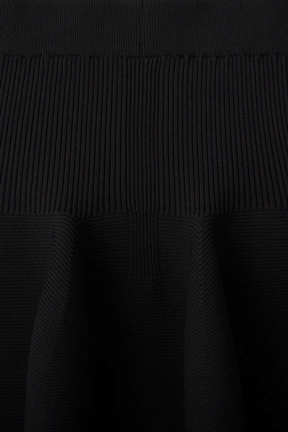 
                  
                    POTTERY SKIRT -BLACK-
                  
                