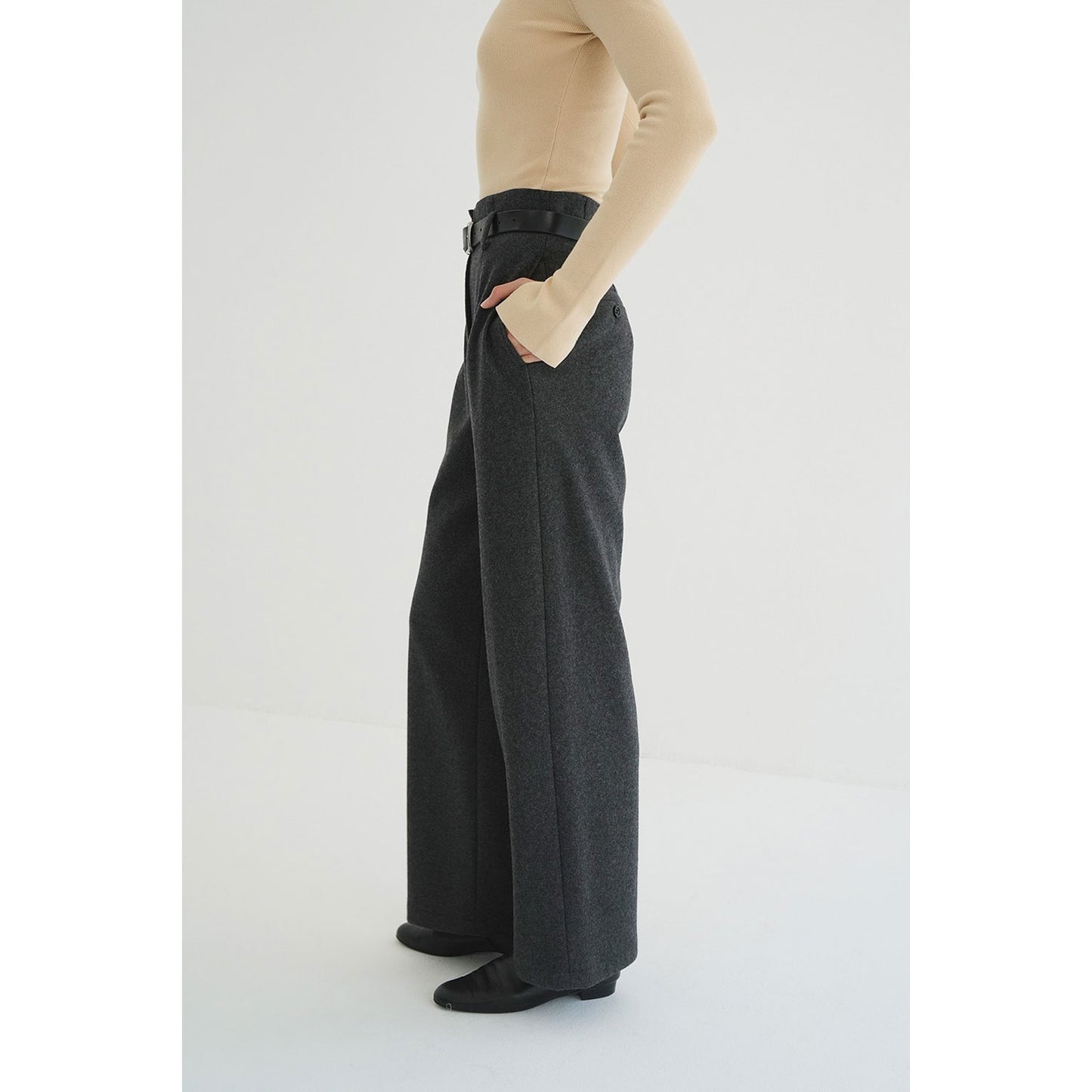 
                  
                    HIGH WAIST WIDE PANTS-GRAY-
                  
                
